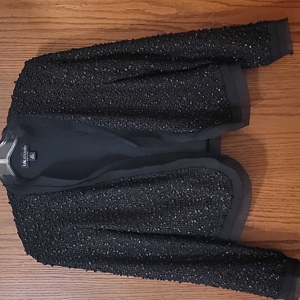 I.N. Studio Elegant Black W Gold Specs Boucle Jacket W Sheer Ruffles Size 4P